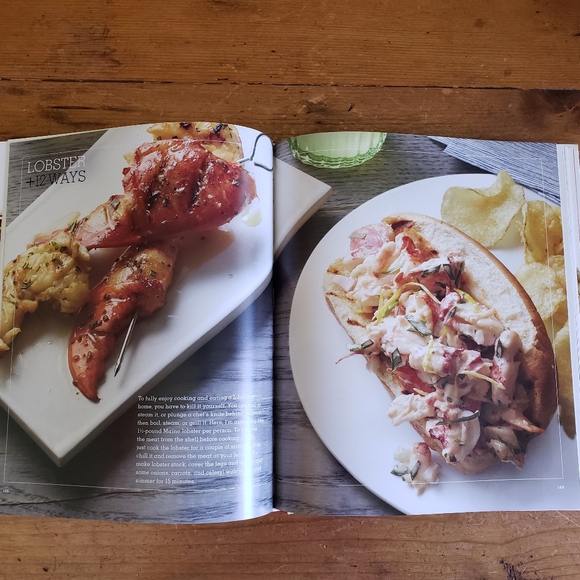 Mark Bittman's Kitchen Matrix Simple Recipes and Techniques Cook Book 304 Pages - Picture 10 of 12